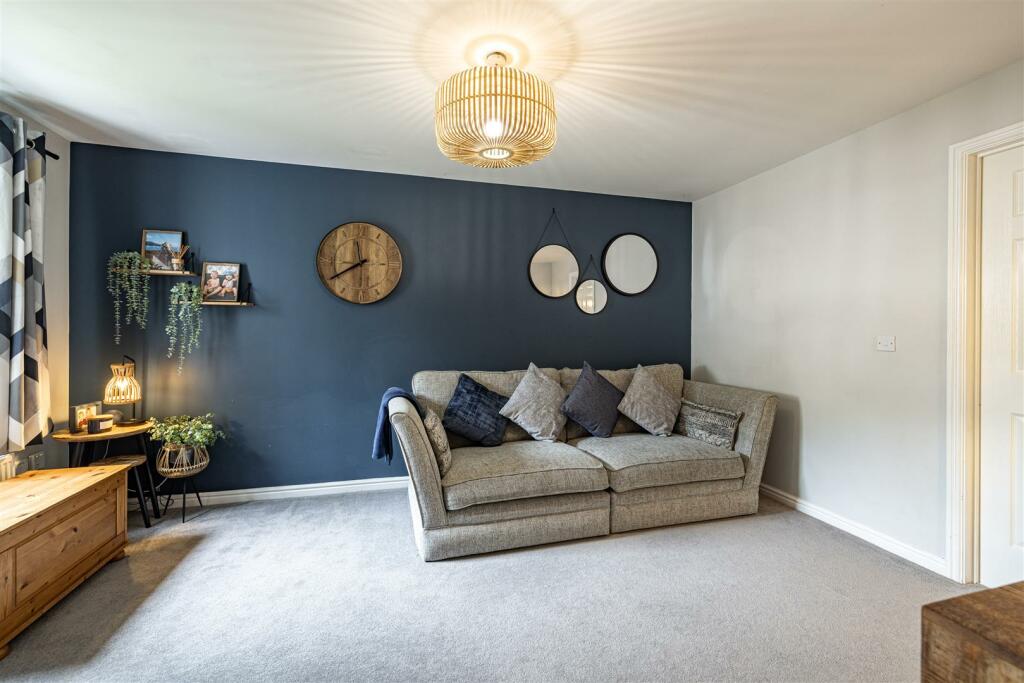 12 Meikle Kemp Lane Galashiels 13.JPG
