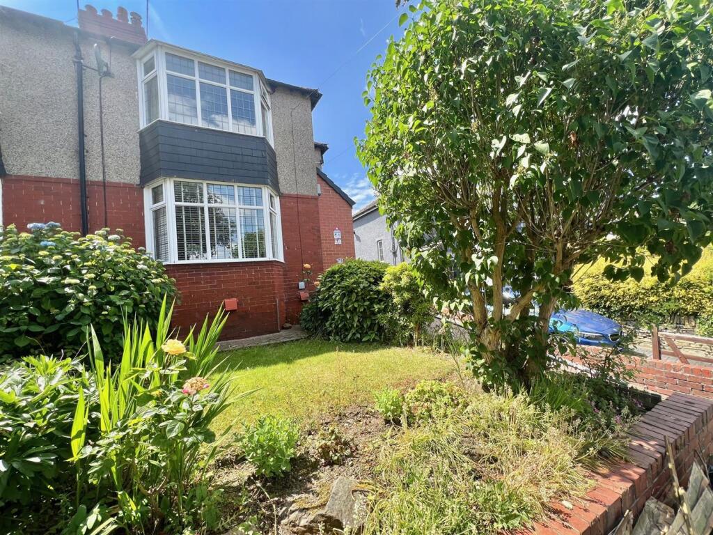 front external (2).jpg