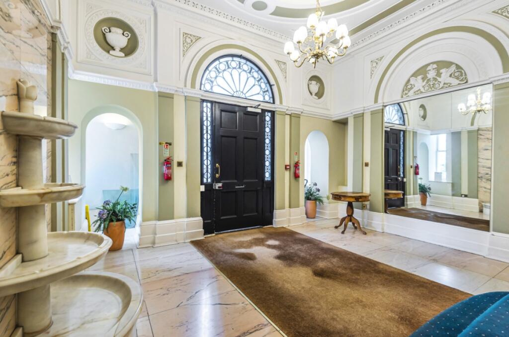 Foyer