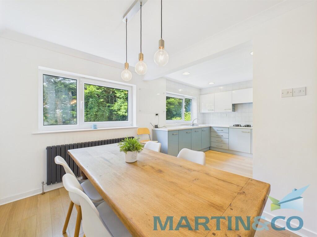 CAM01870G0-PR0168...