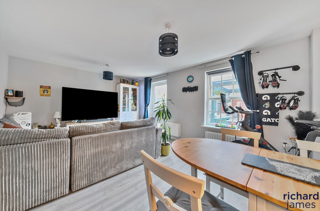 52028a6f795147b697108eab72ffaa74