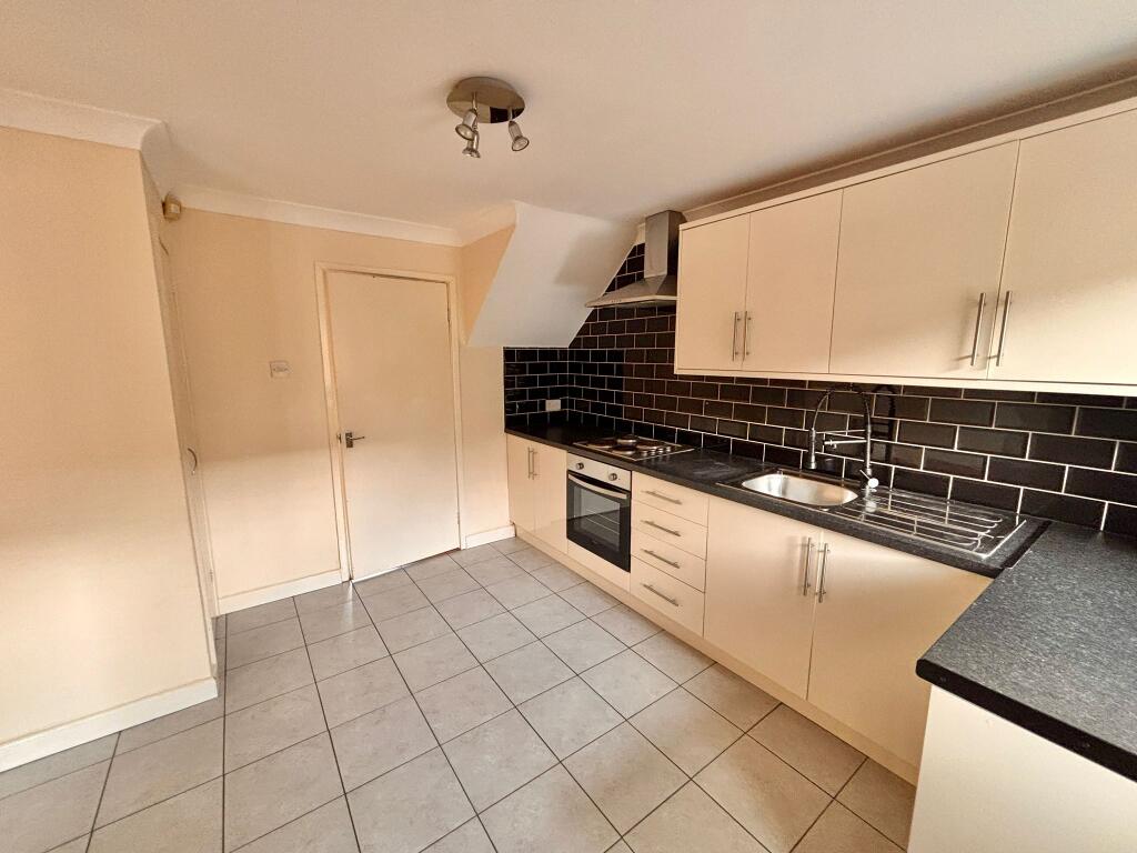 PHOTO-2025-10-07-12-03-27 T202510071924.jpg