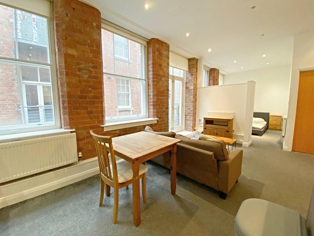 2b818722-759d-45b...