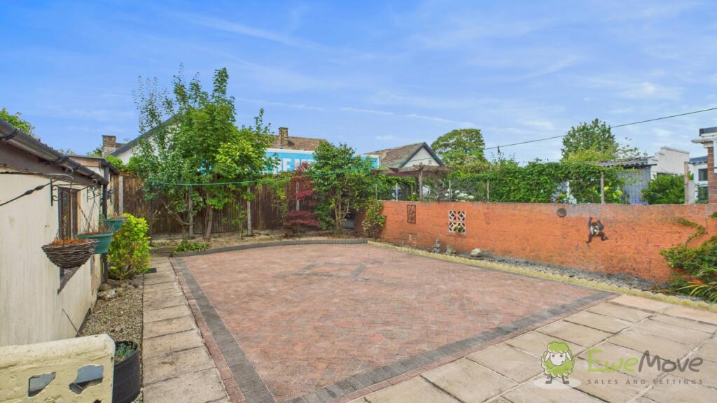 CAM02351G0-PR0077-STILL001