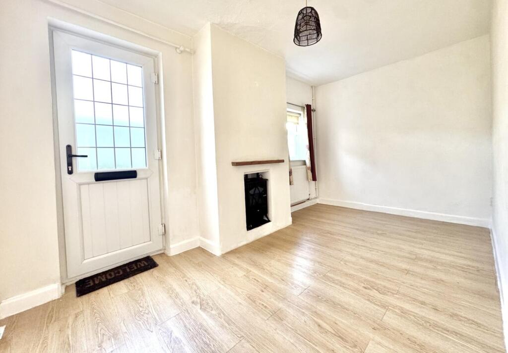 Dining Room/Snug/Office