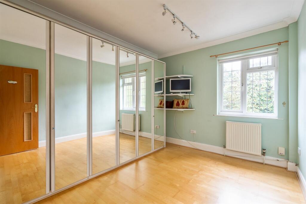 642 Streetsbrook Road_12.jpg