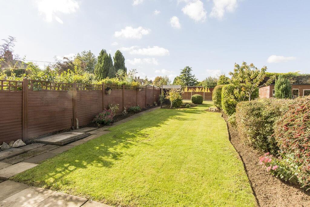 Rear Garden Extension (Photo)