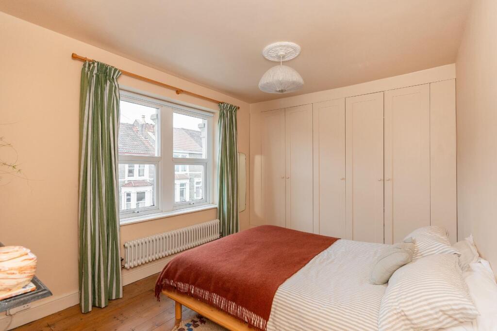 1K7RSH - Bedroom E.jpg