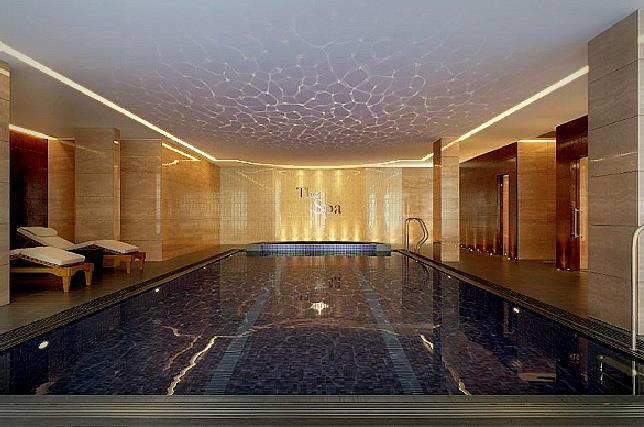 SWIMMING POOL BEAUFORT PARK.jpg