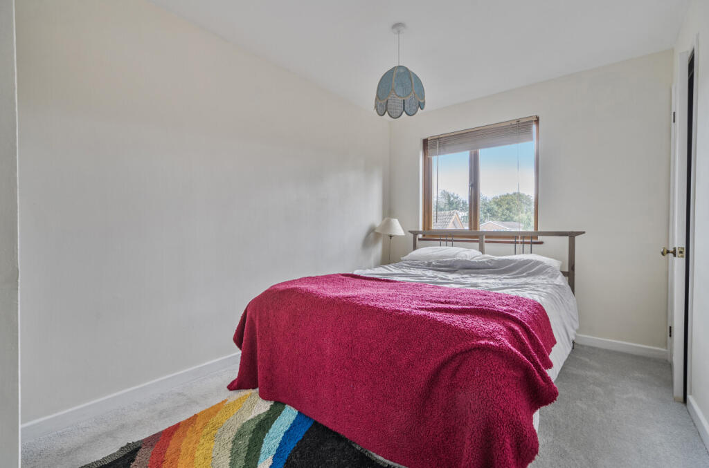 1349731-17-68b9ae...