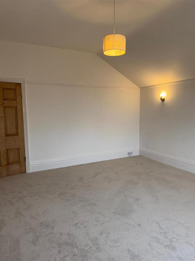 Bedroom 1 Reverse right.jpg