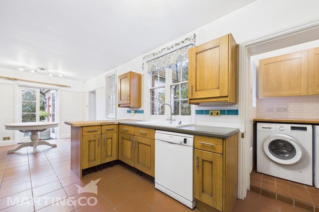 CAM01953G0-PR0140...