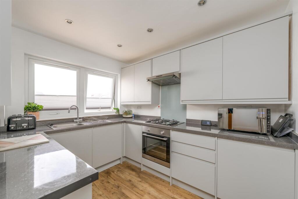 12_fancove place_eyemouth-07.jpg