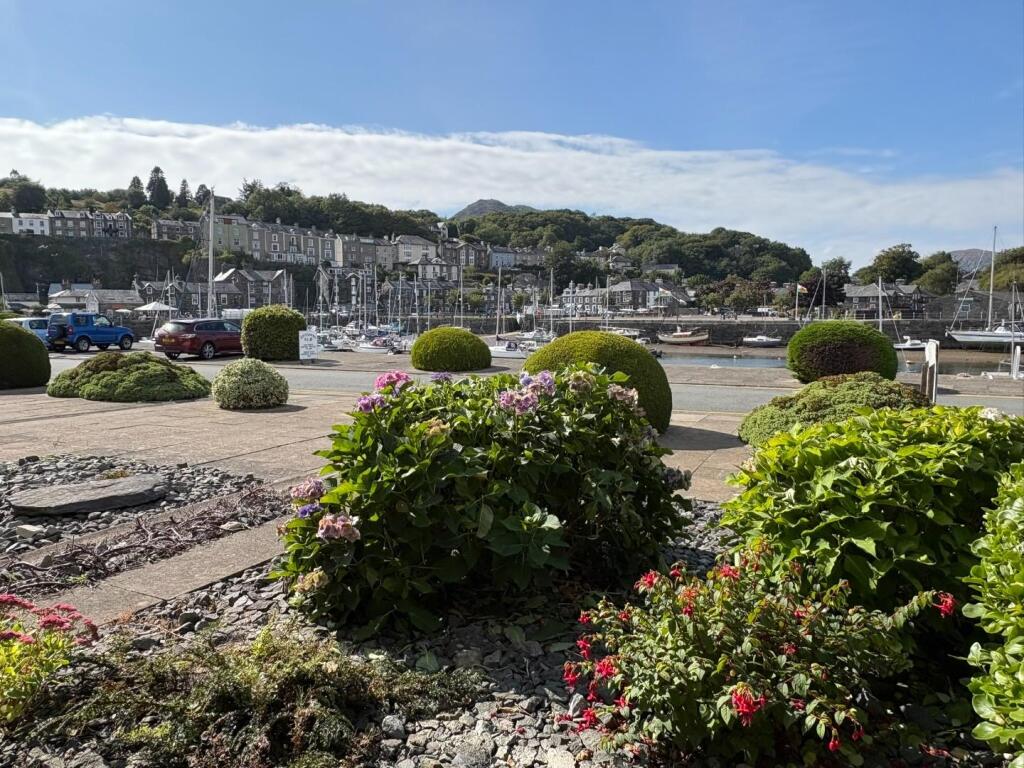 Patio &amp; Harbour View (2).JPEG