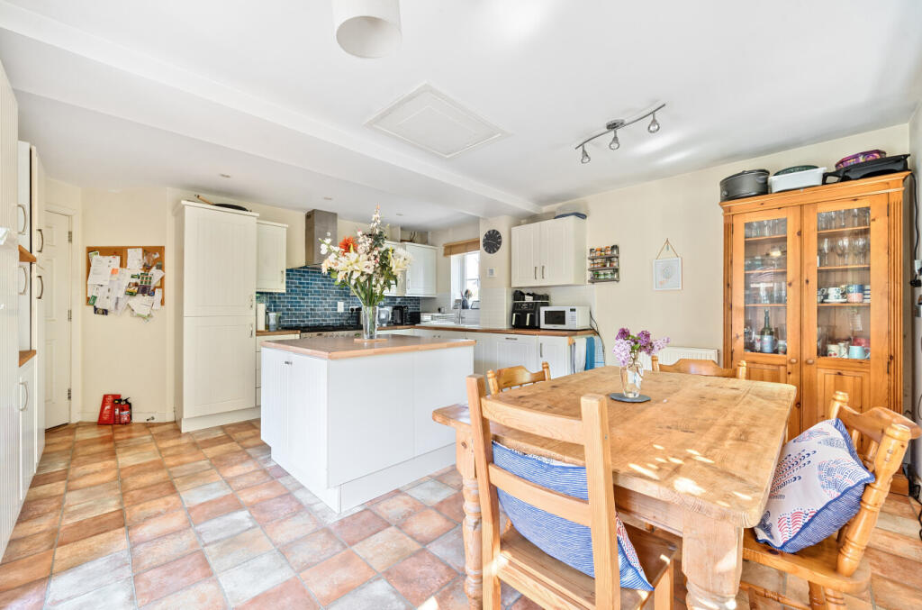 4-68220d08d6019-1...