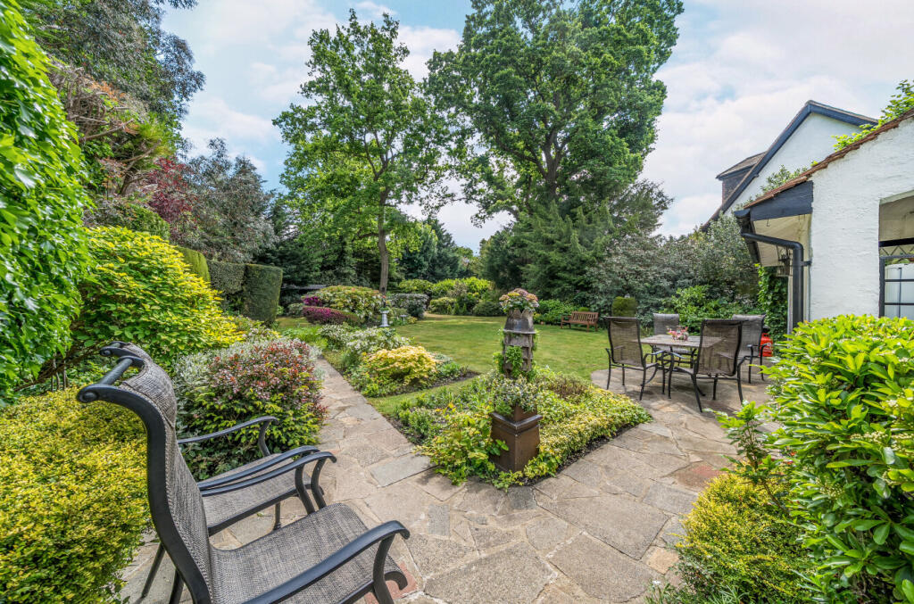 1296462-3-682bb5e...