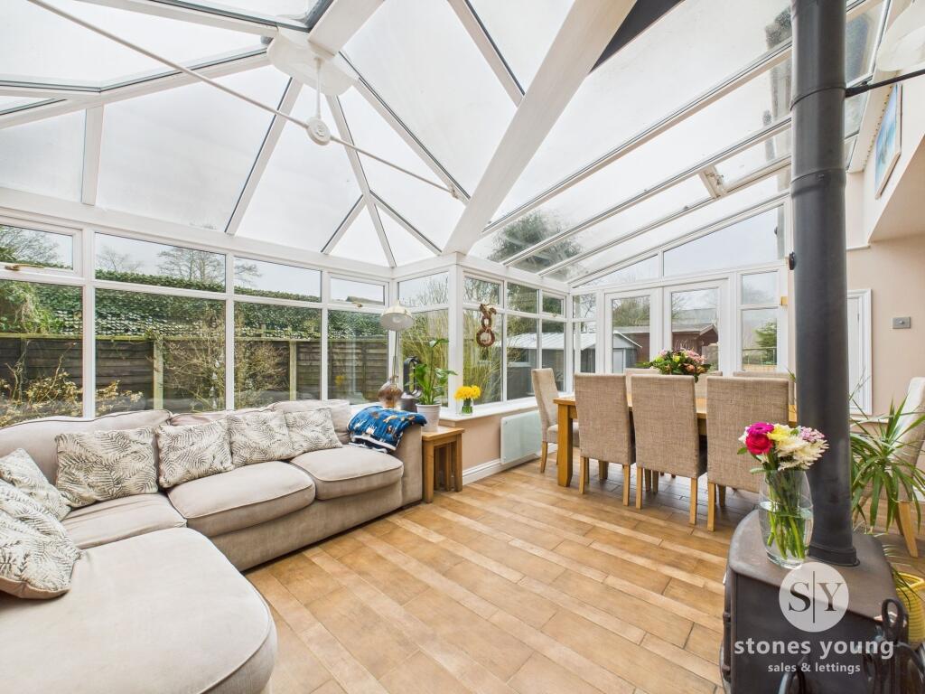 Conservatory &amp; Dining Room