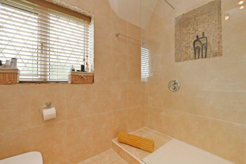 Bedroom 1 Ensuite