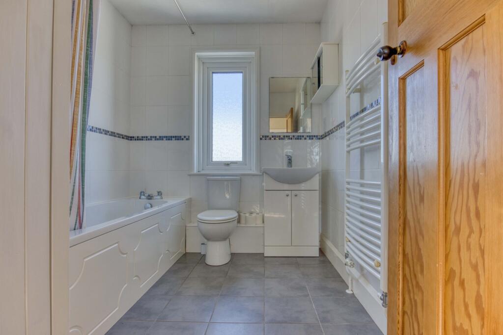 Ewemove Taunton Hillview (22)