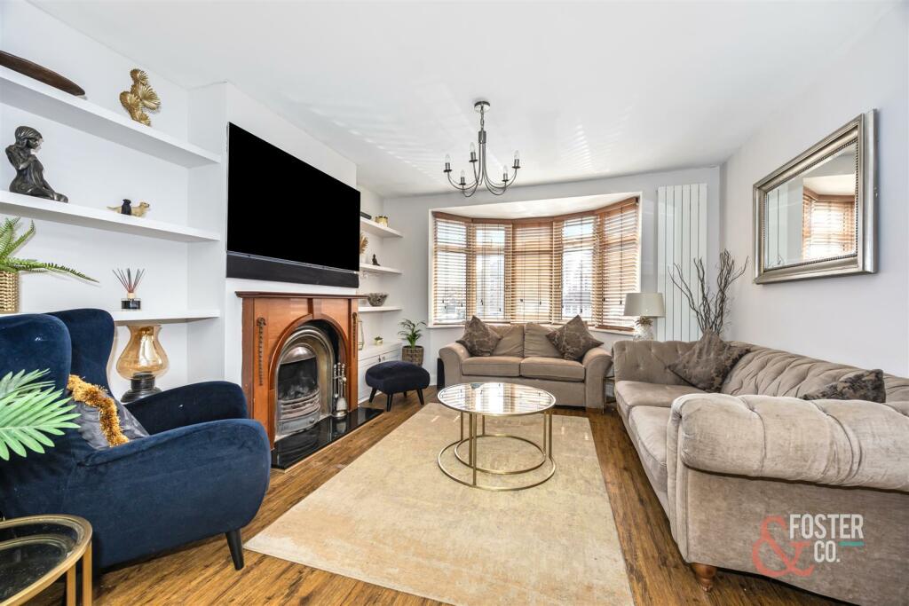 Nevill Avenue, 157-006.jpg