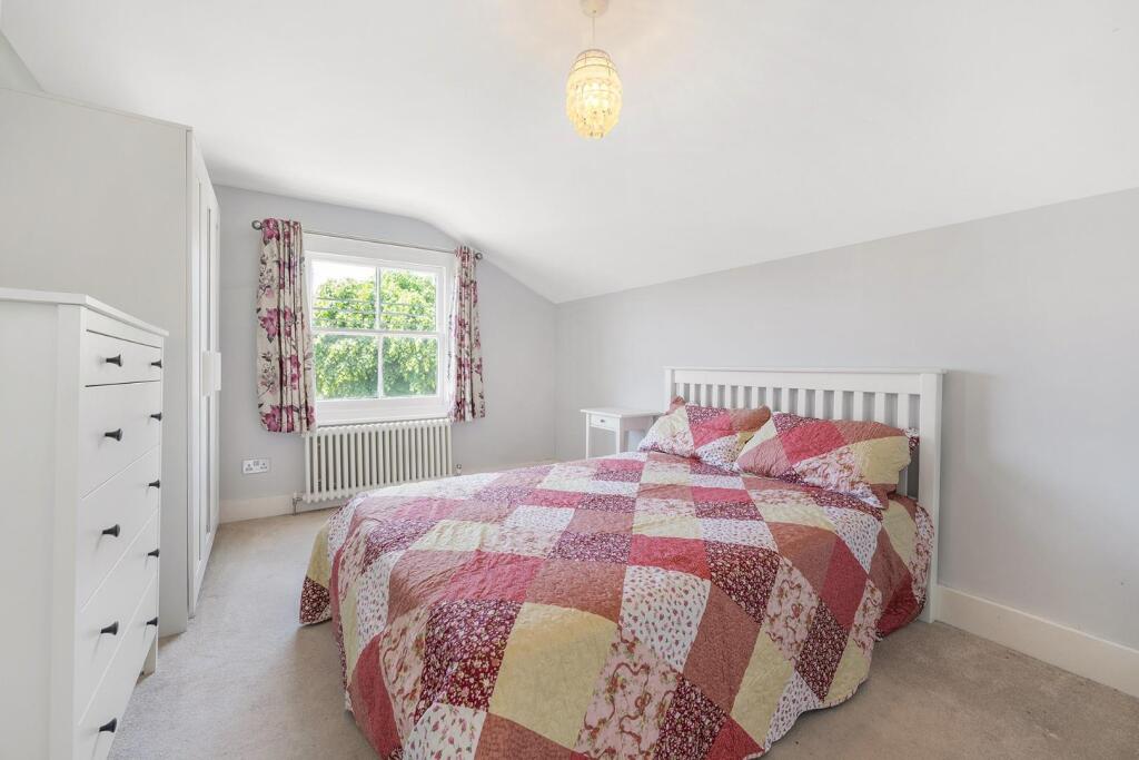 Principal bedroom