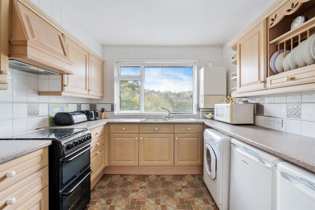 NORK WAY, 146  (11).jpg