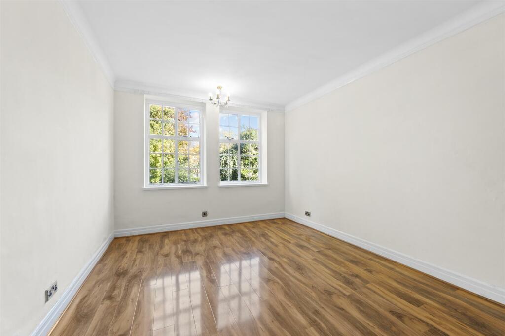 12 Albemarle,10.jpg
