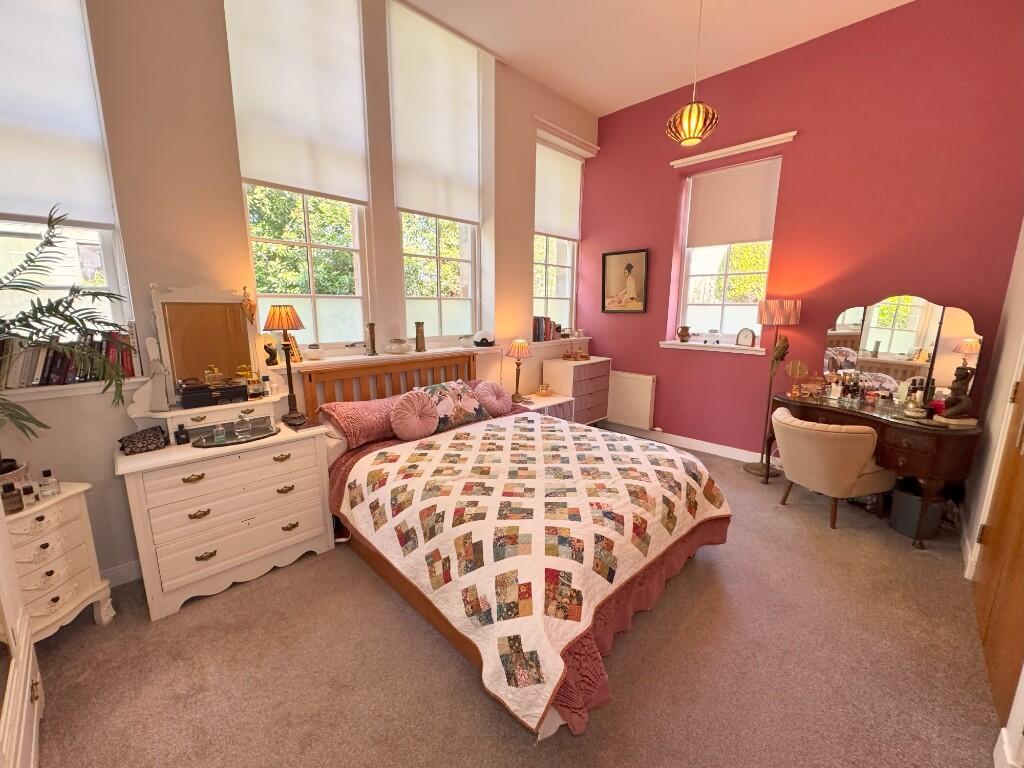 Bedroom 1 (1)