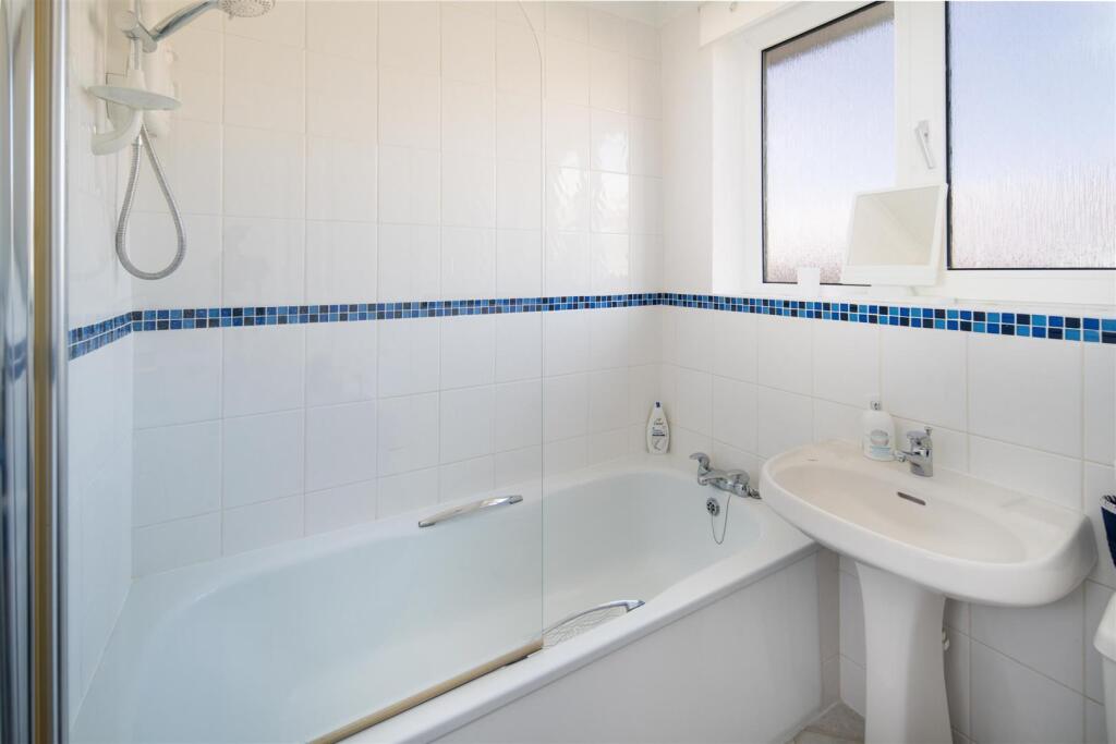 Apartment - Bathroom.jpeg