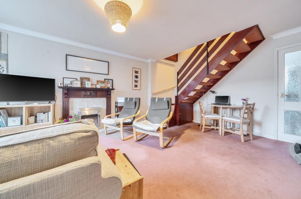 1376284-6-690a0b38974b7