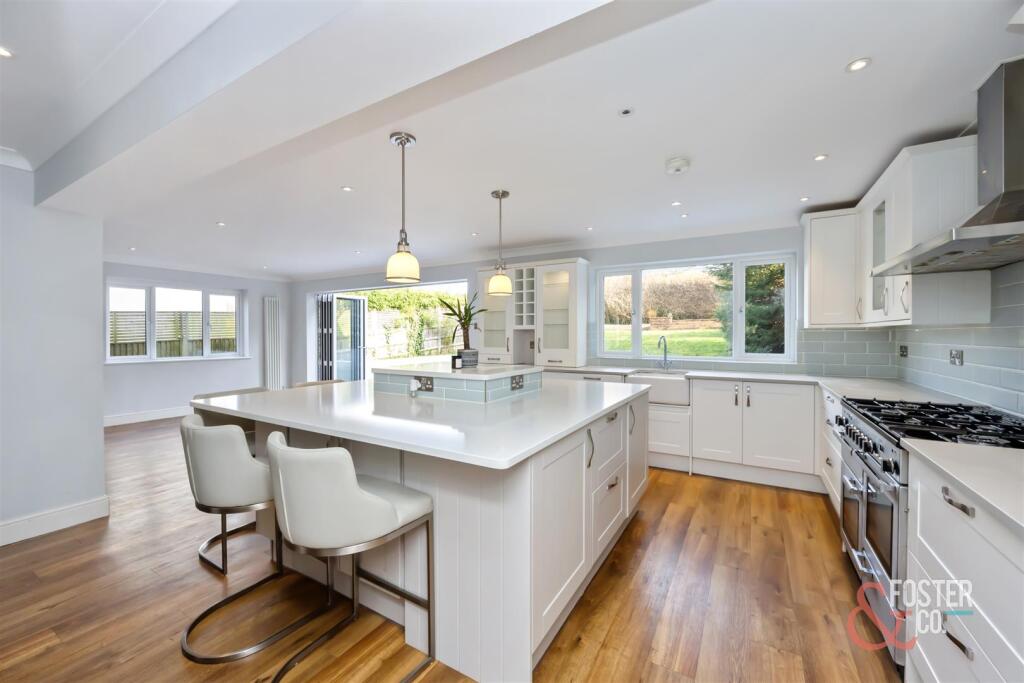 Benett Drive, 57-018.jpg