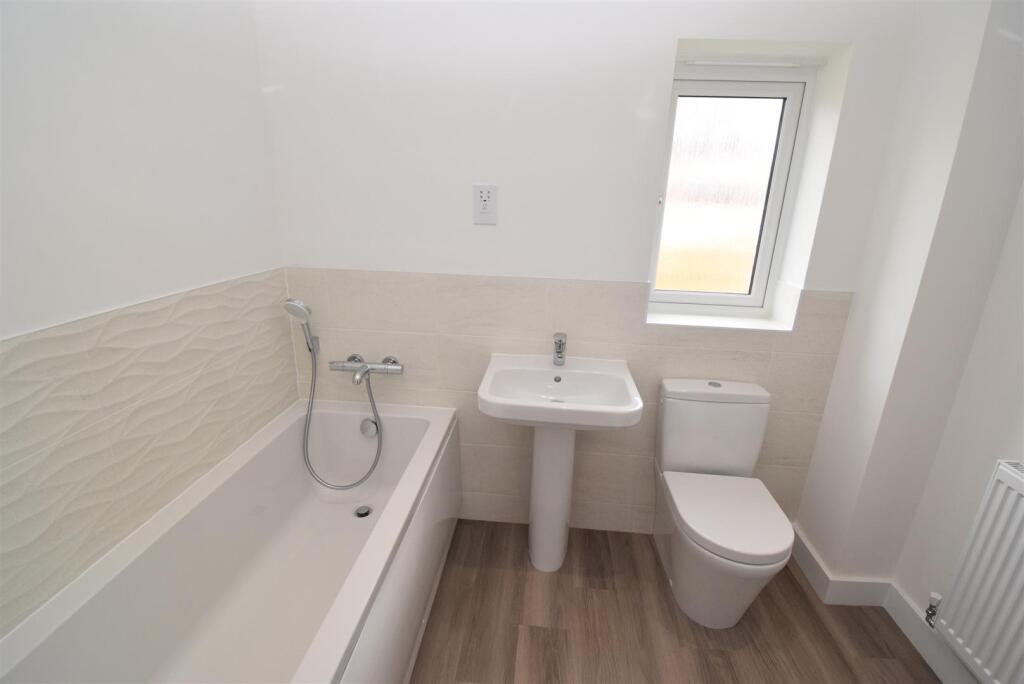 Bath/Shower room