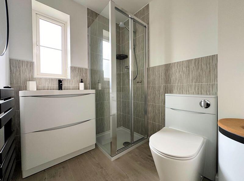 En Suite Shower Room