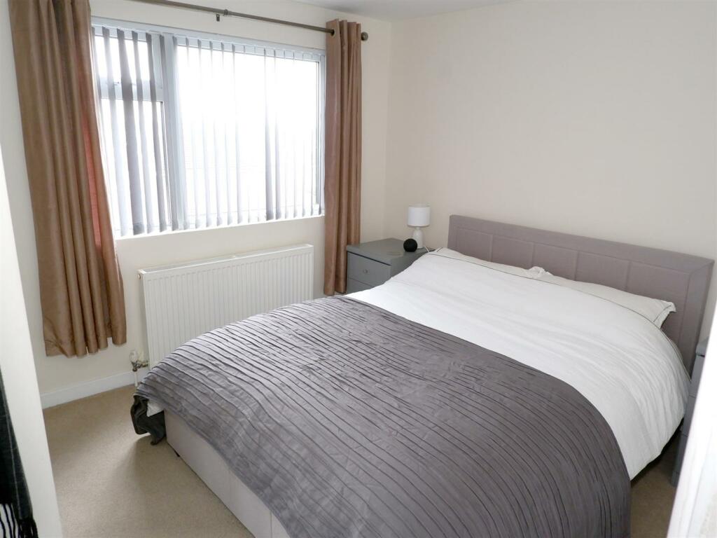 Bedroom 1: