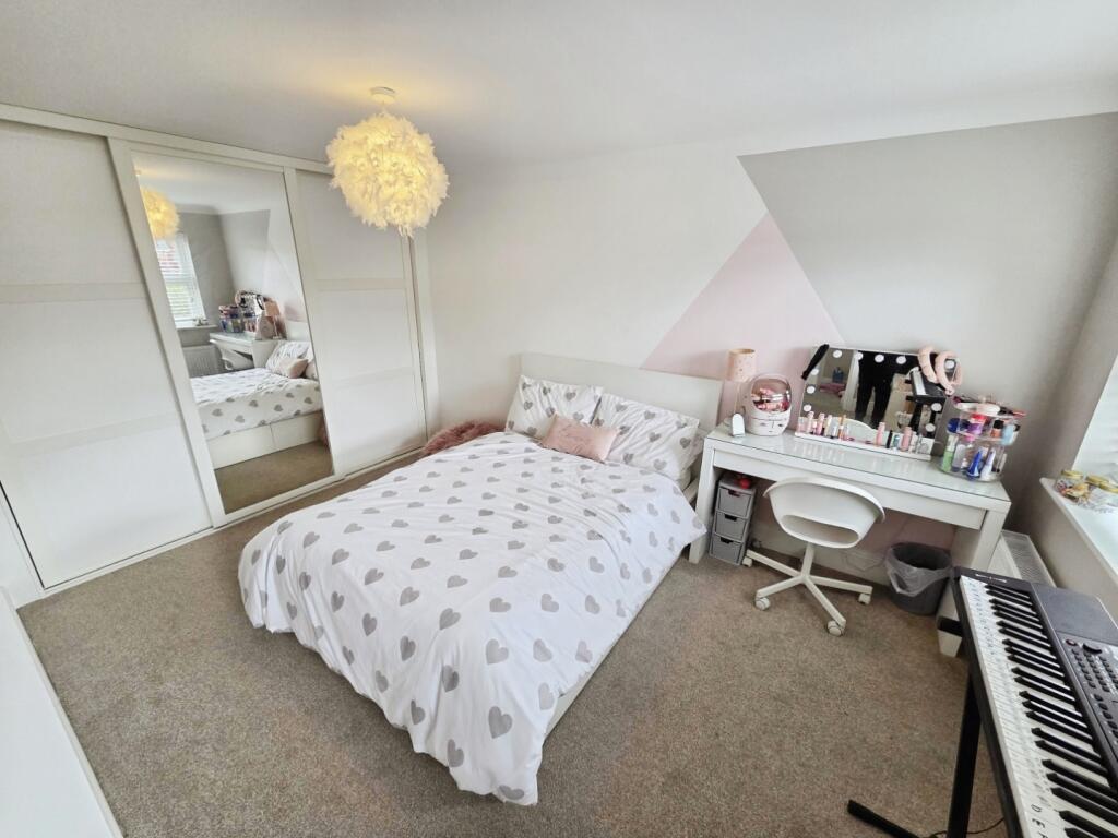 pbox-bedroom-337452.jpg