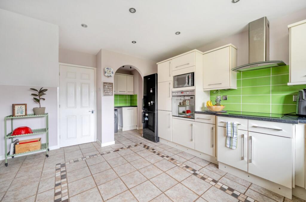 Kitchen 2