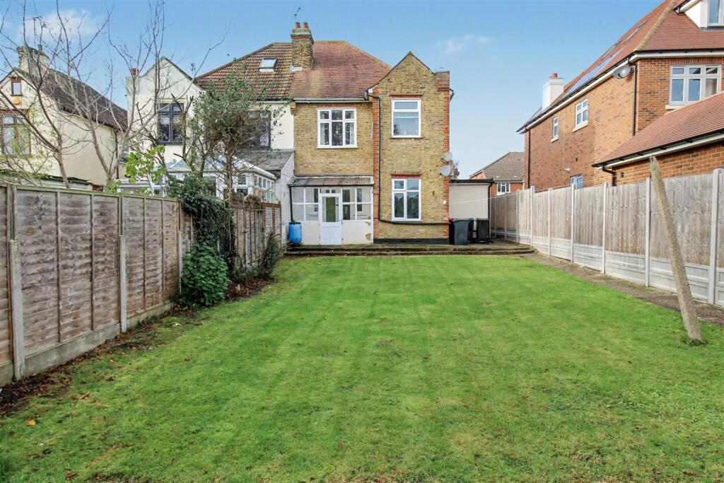 Rear Garden 4.jpg