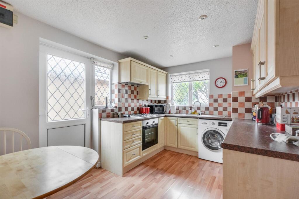 Kitchen_1.jpeg