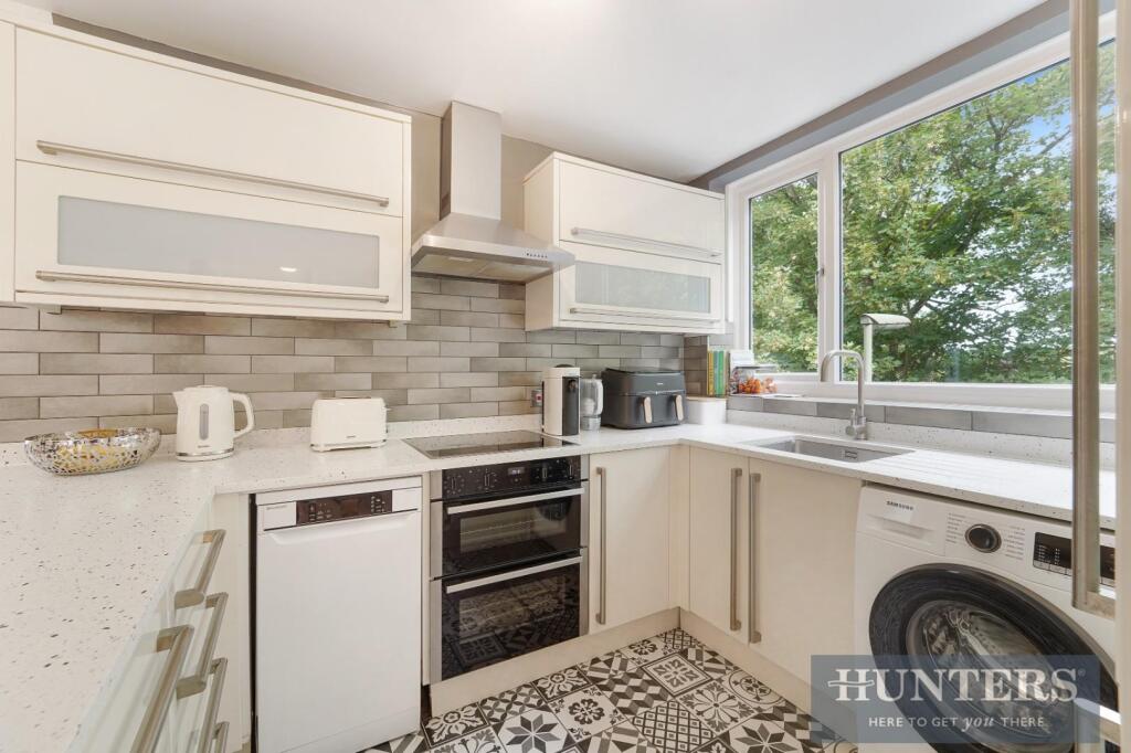 BARROW HILL CLOSE (7).jpg