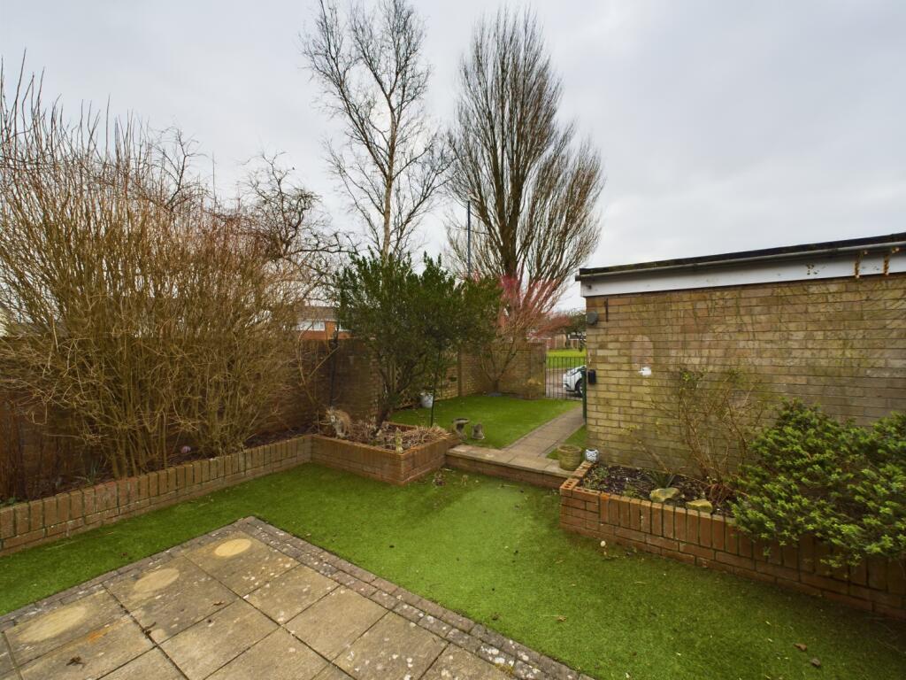 CAM02023G0-PR0119-STILL017