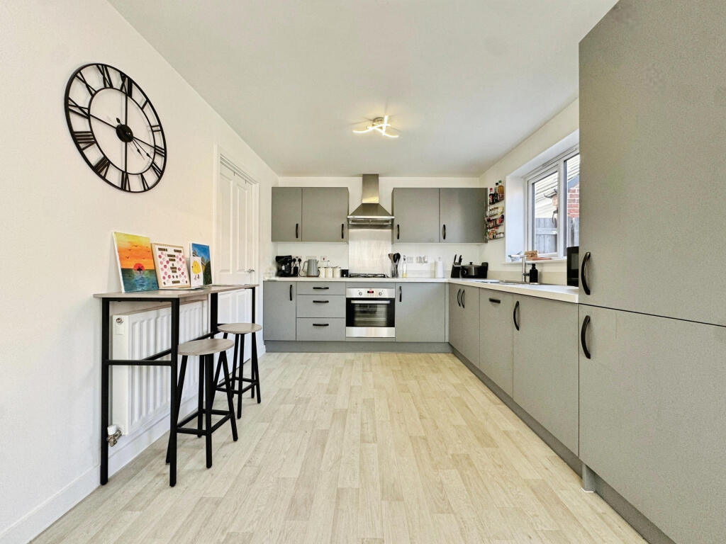27 Oak Tree Road, Great Glen, Leicester, LE8 9HP