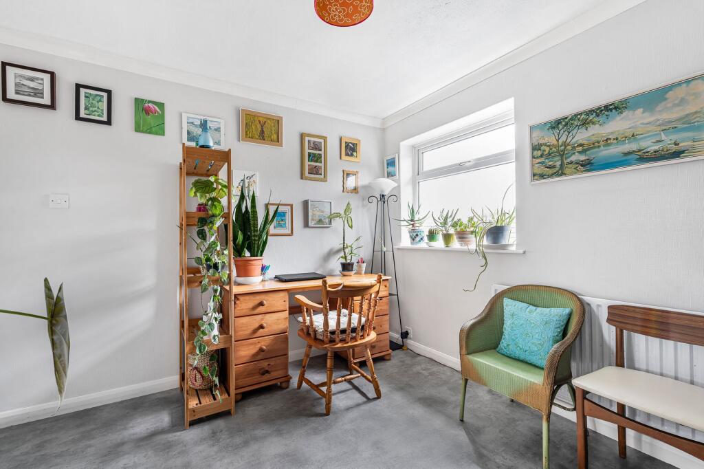 Bedroom two or study