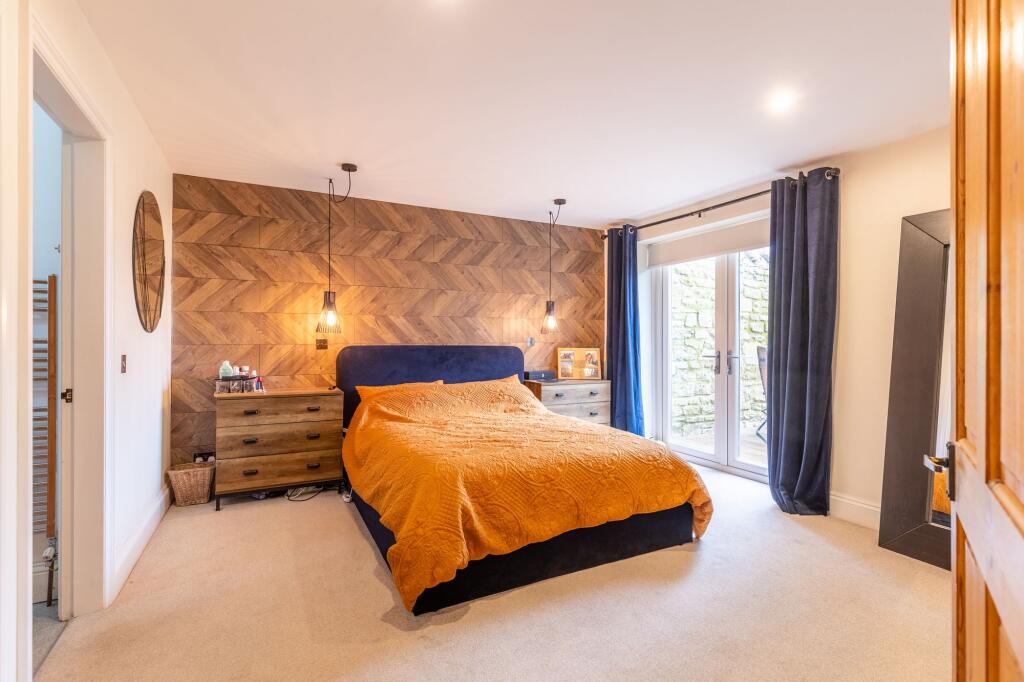 Lower Ground Floor | Master Bedroom