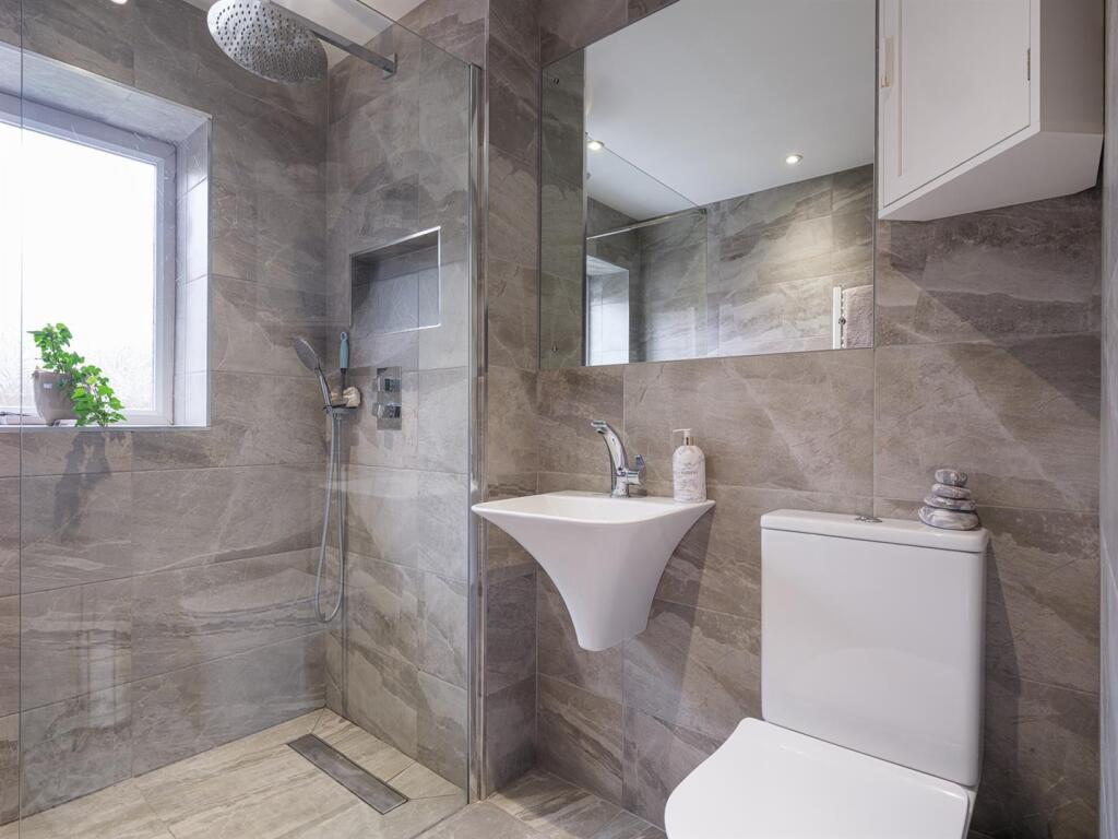 18 Chevral Close-14.jpg