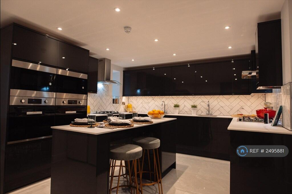 Communal Kitchen