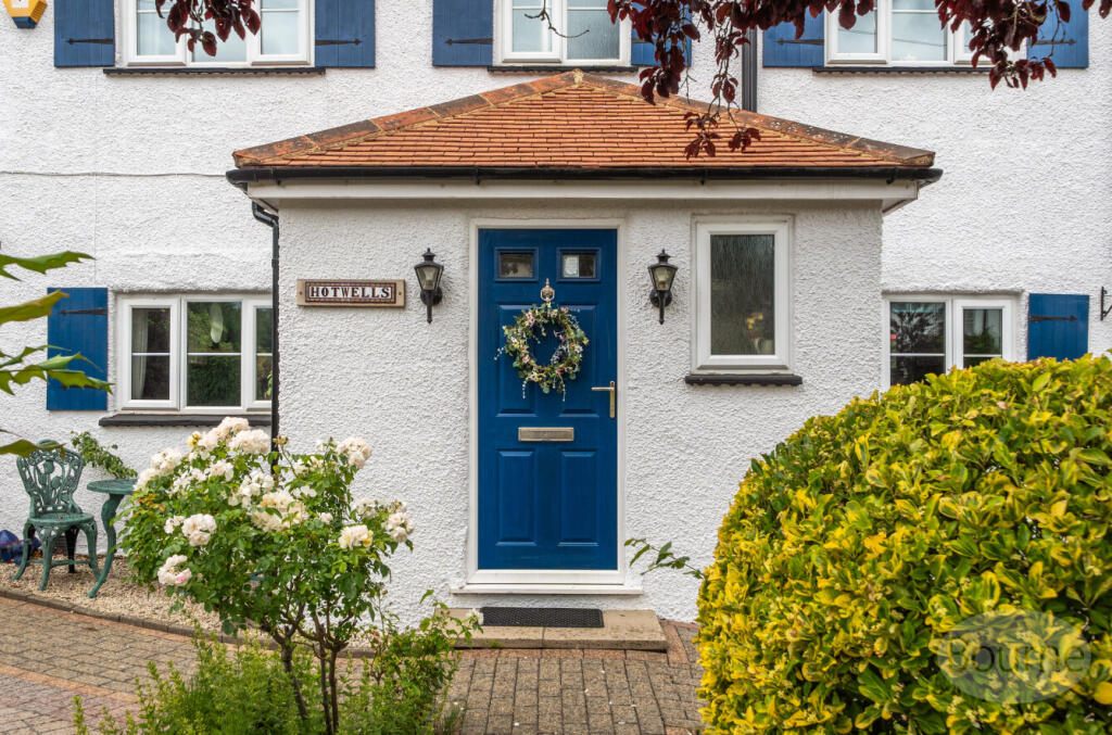 e30ffa4d-4b22-40b...