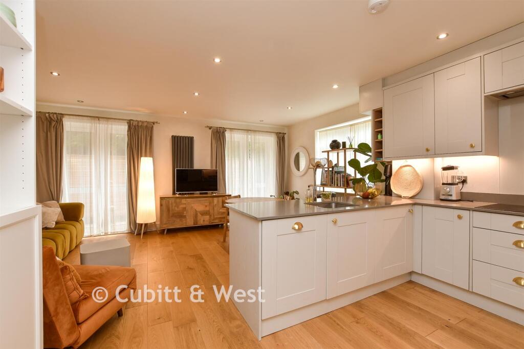 Kitchen Lounge/Diner