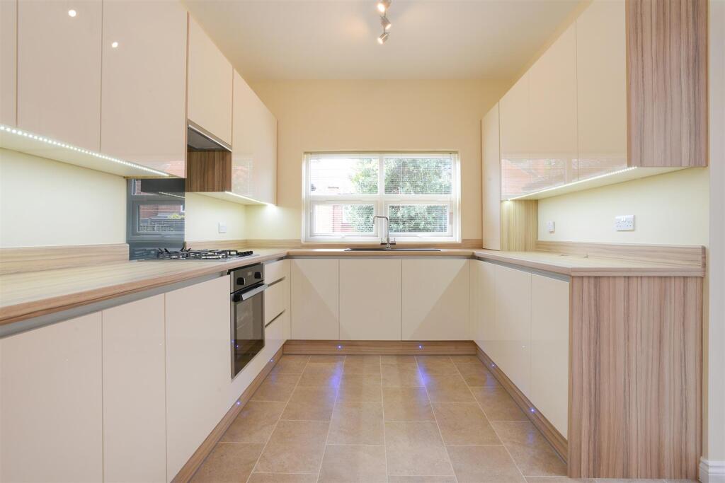 180harringtondrive-31.jpg