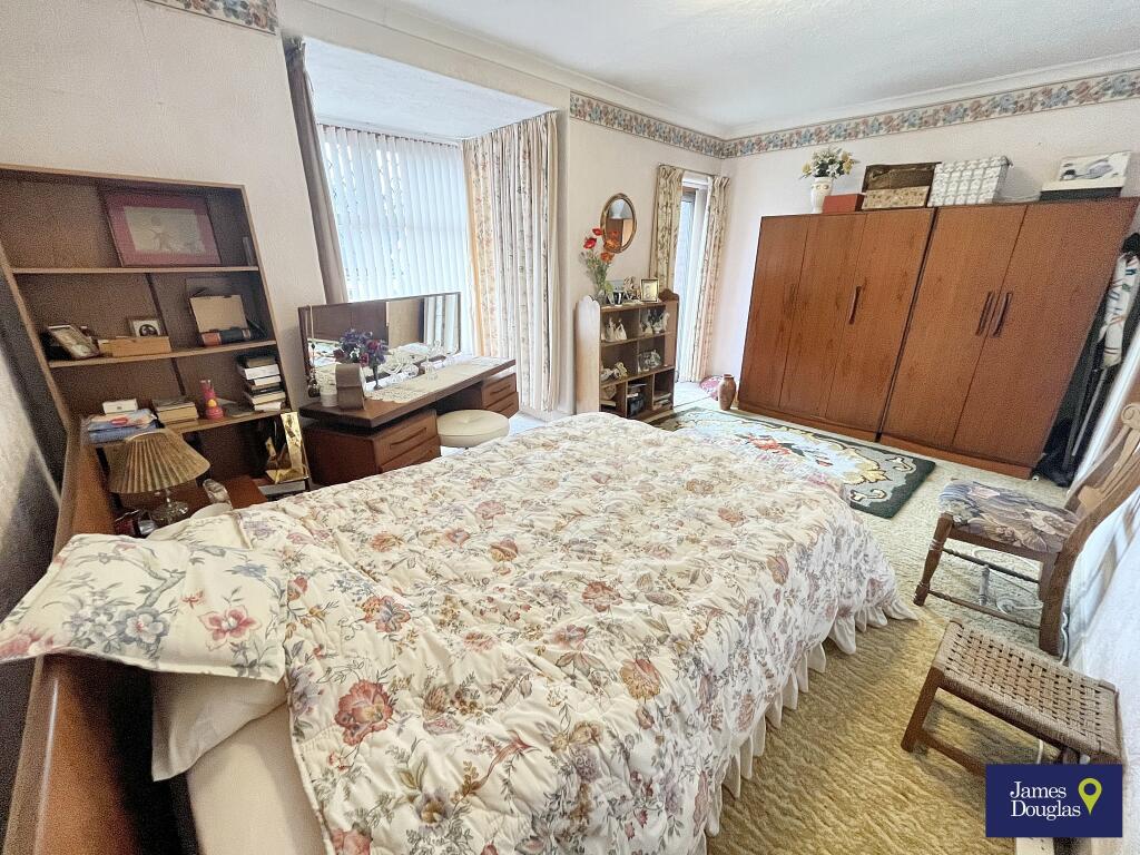 Bed12