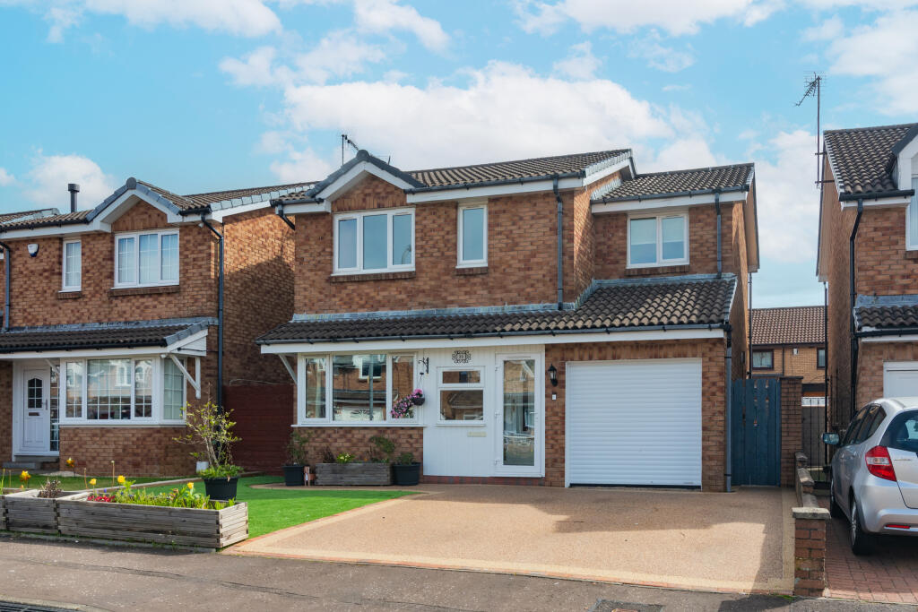 39 fischer gardens  Paisley  Pa1 2st L-42